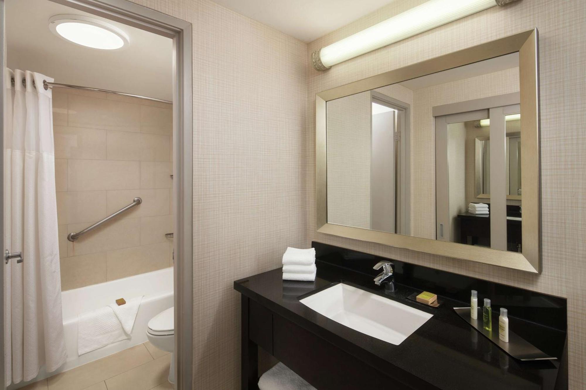 Doubletree By Hilton San Diego Hotel Circle Ngoại thất bức ảnh