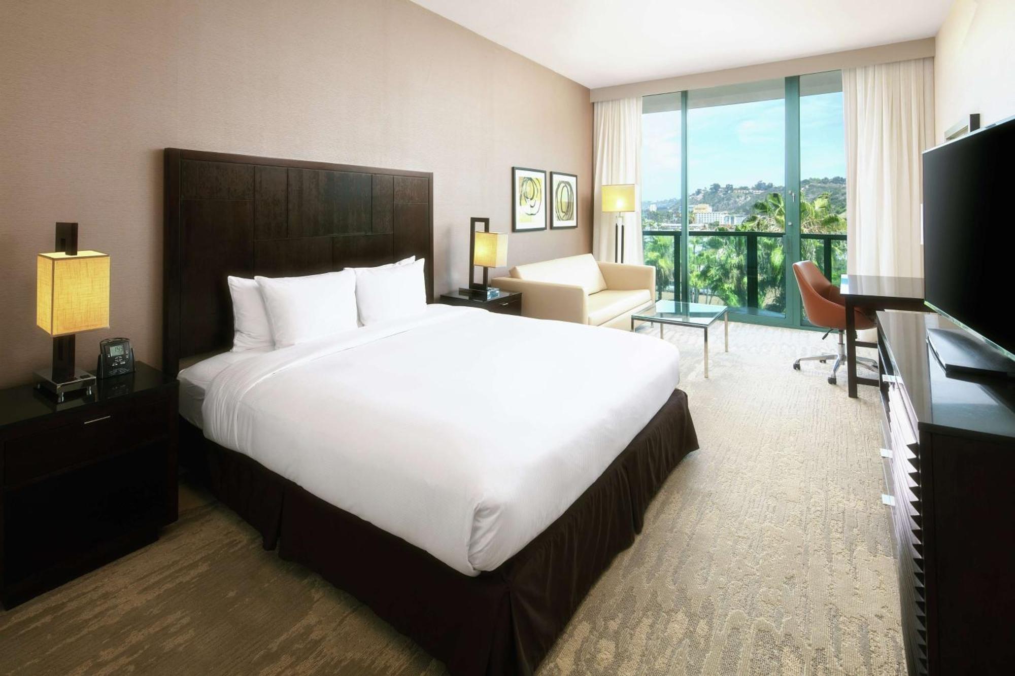 Doubletree By Hilton San Diego Hotel Circle Ngoại thất bức ảnh