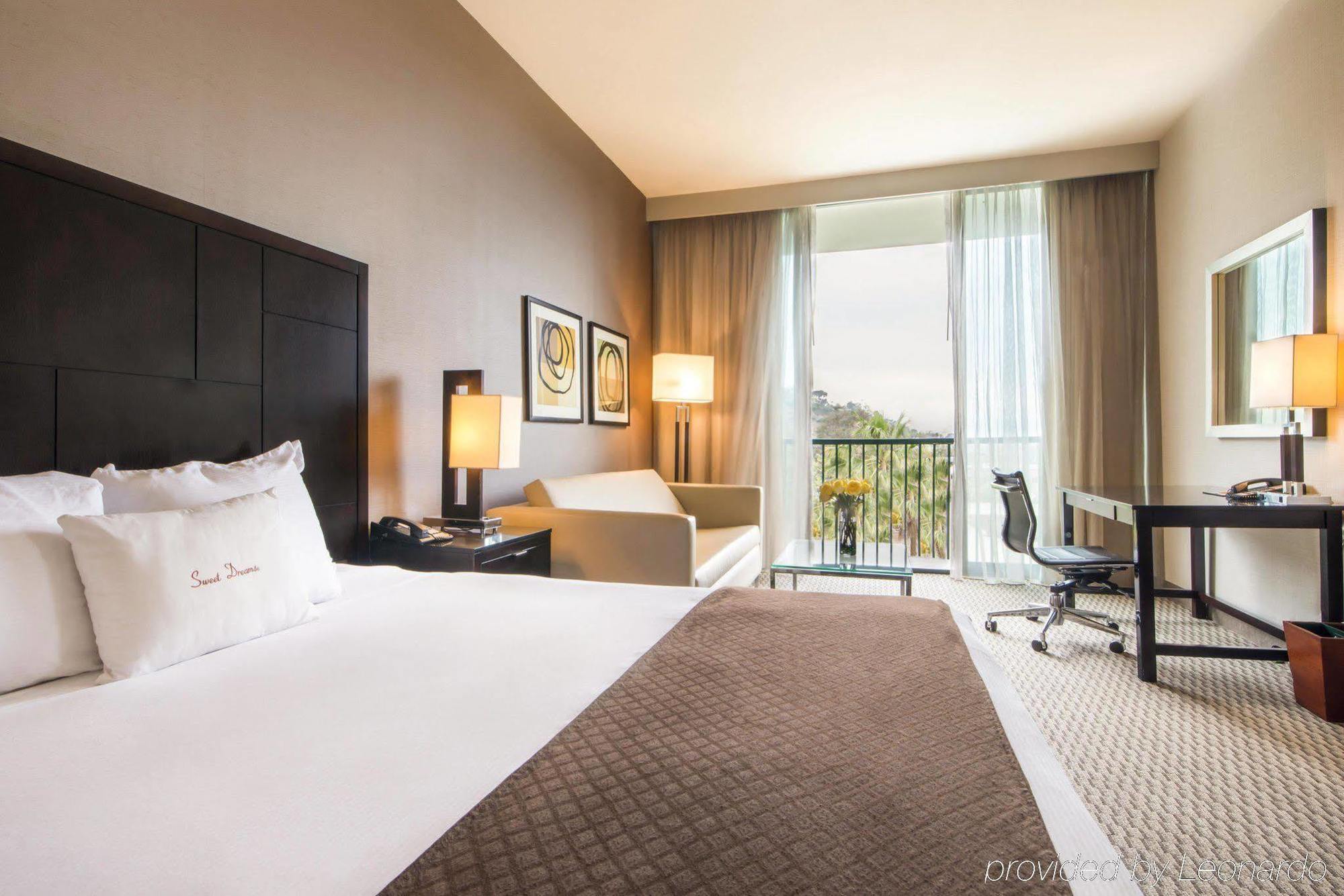 Doubletree By Hilton San Diego Hotel Circle Ngoại thất bức ảnh