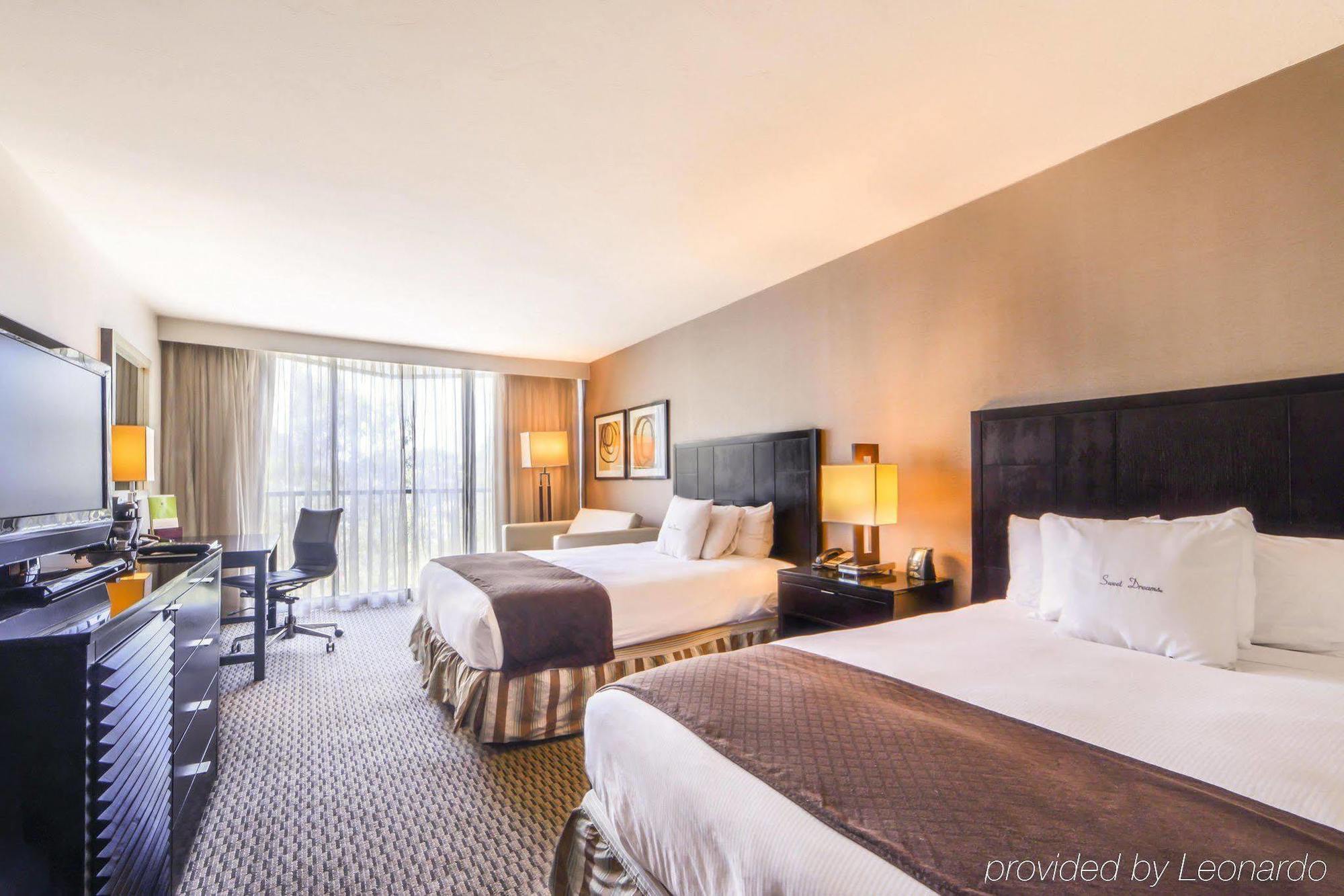 Doubletree By Hilton San Diego Hotel Circle Ngoại thất bức ảnh